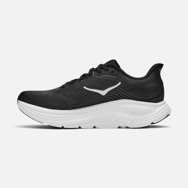 Men's Clifton 11 Black / White