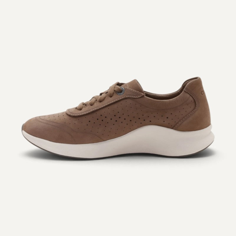 Serena Taupe