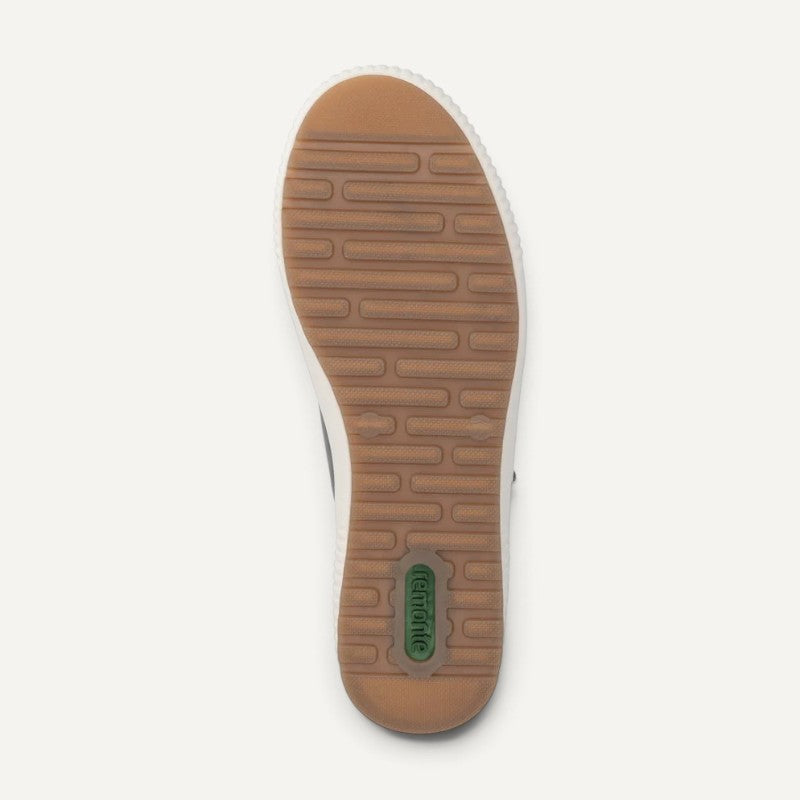 Maditta 00 Antique